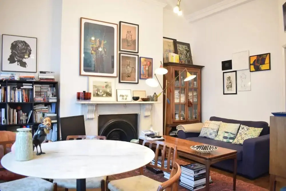 West Kensington Stunning 2 Bedroom Flat With Balcony