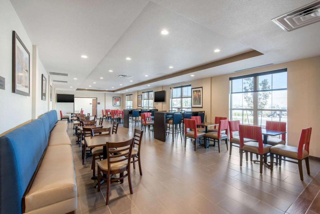 Comfort Suites Denver International Airport