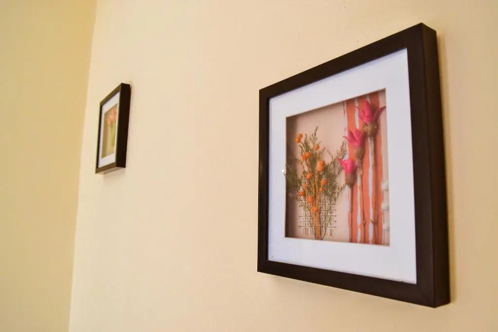 Elenis Rooms