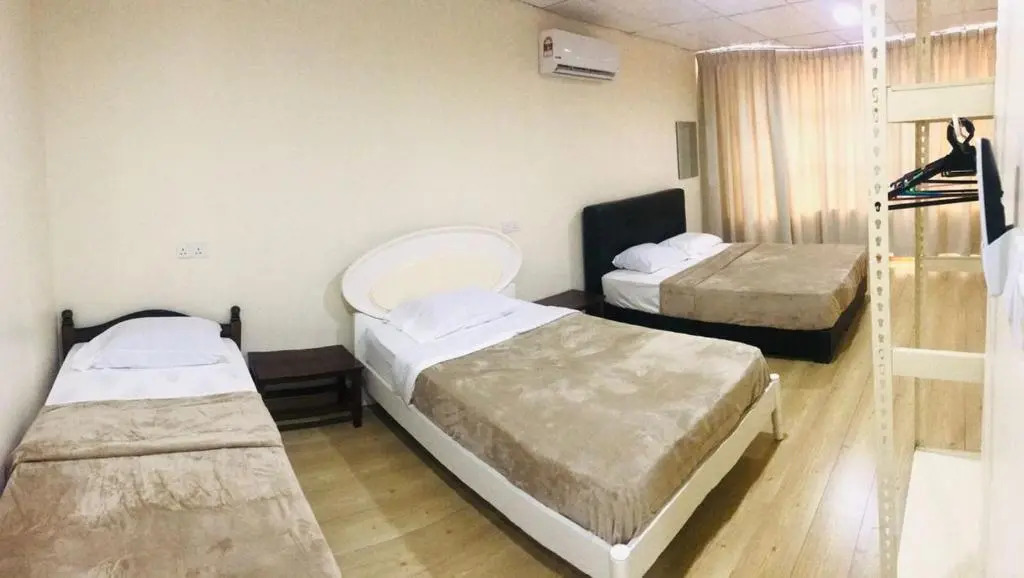 Pak Long Shoplot Homestay 2