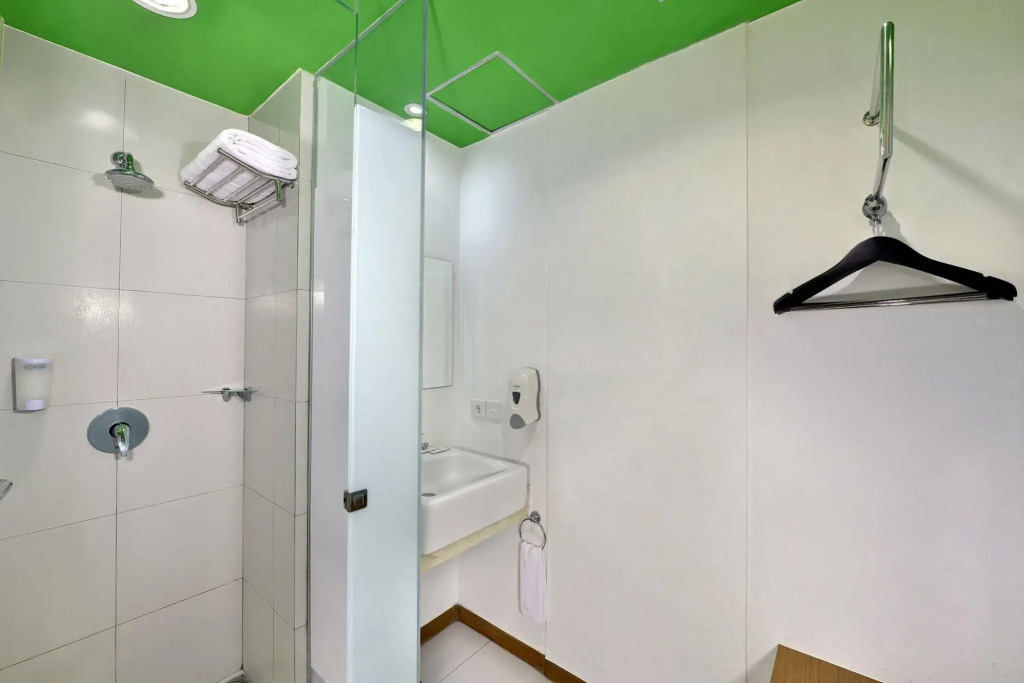Whiz Hotel Pemuda Semarang