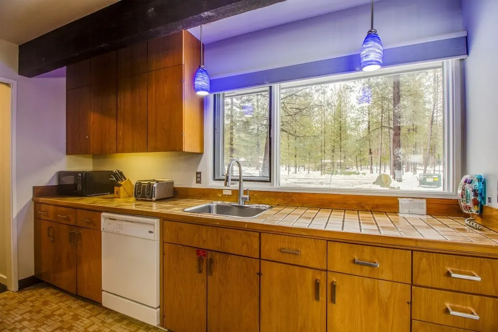 Meadow House Condo 8