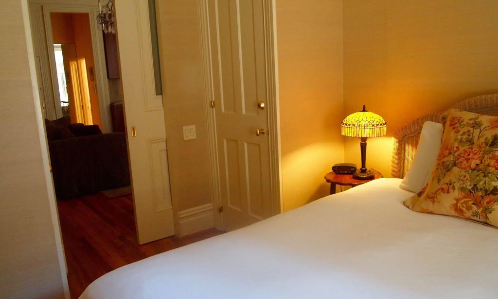 Herrick Guest Suites 74th Street Apartment