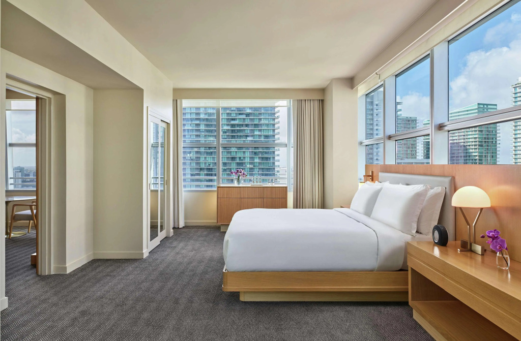 Отель Brickell Arch, a Luxury Collection Hotel, Miami