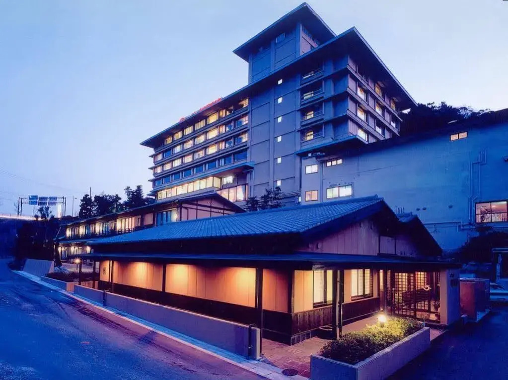 Yamamura Annex