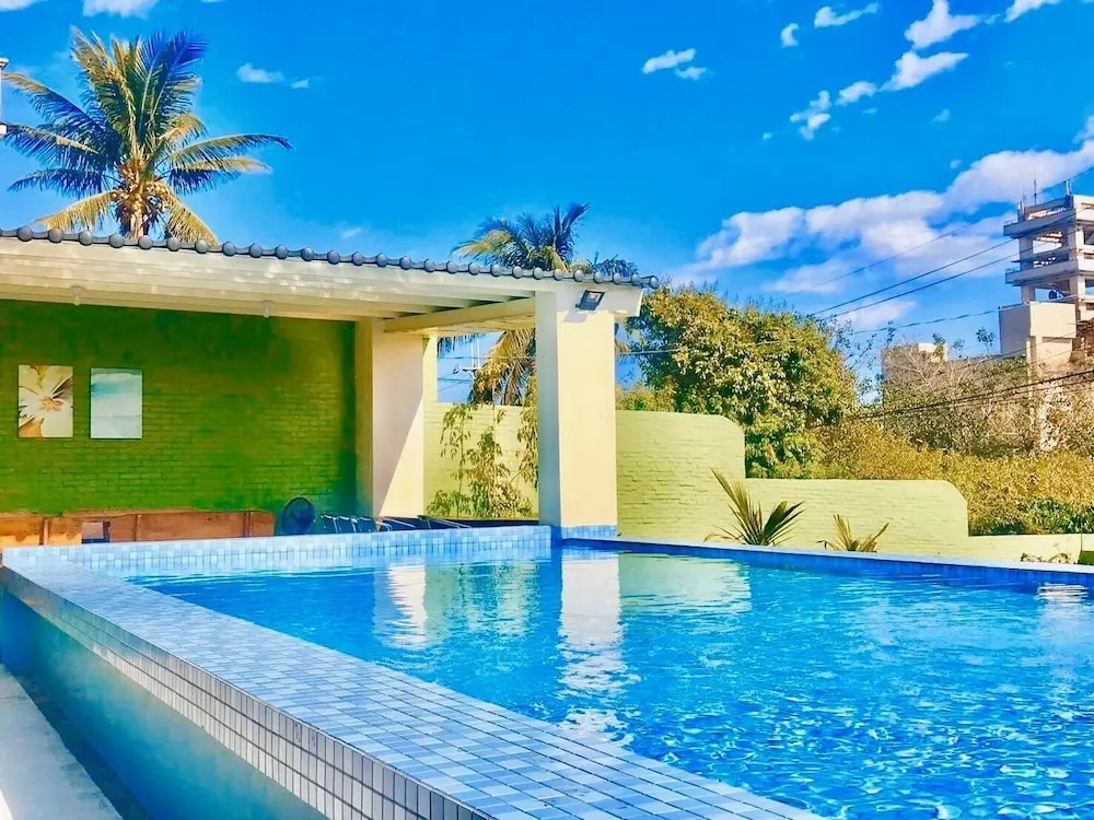 Ecotourism skim month B & B