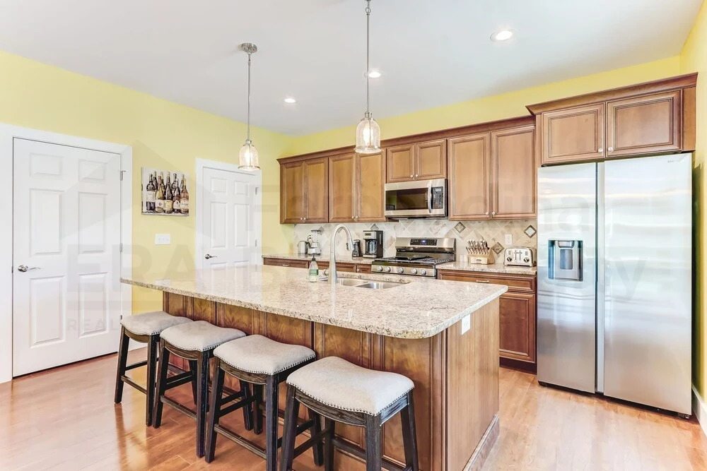 391 South Fletcher 7 Bedroom Home by RedAwning