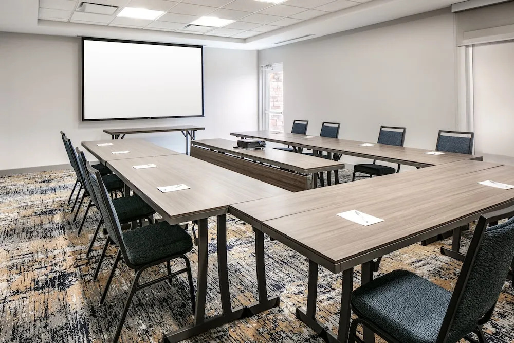 TownePlace Suites by Marriott Oconomowoc