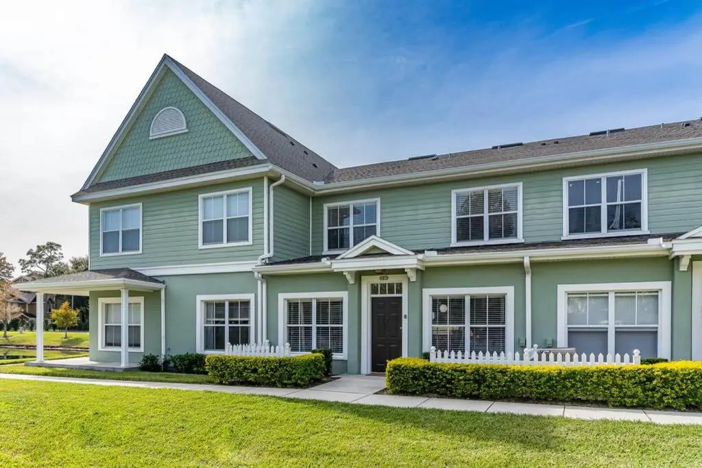 Spectacular 3bd/2ba Townhouse close to Disney