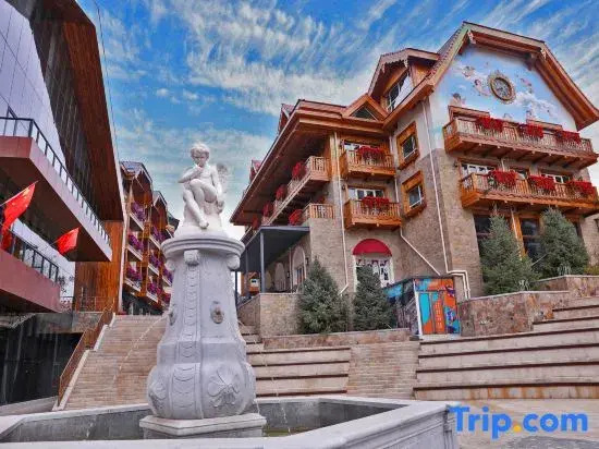 Zhangjiakou Fulong Fengling Yuegu Fanwoods Hotel