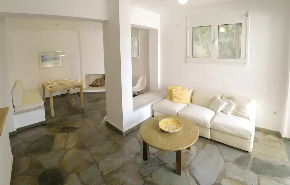 Beautiful Home in Porto Heli Ermioni With Wifi and 2 Bedrooms