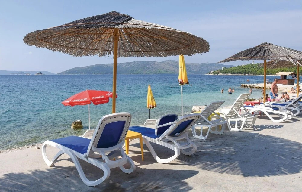 Beautiful Apartment in Seget Donji With 1 Bedrooms and Wifi