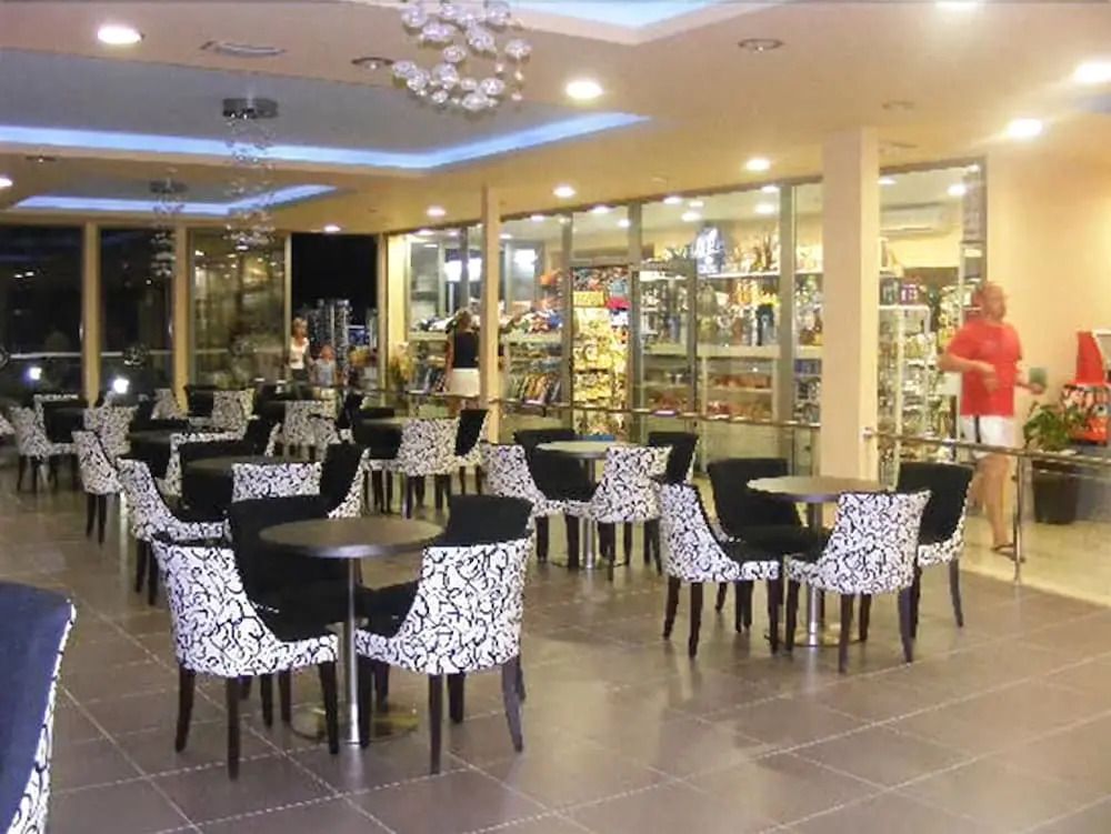 Hotel Evi