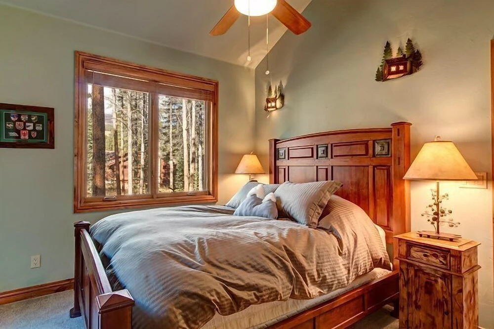 Four Pines Retreat by Ski Country Resorts