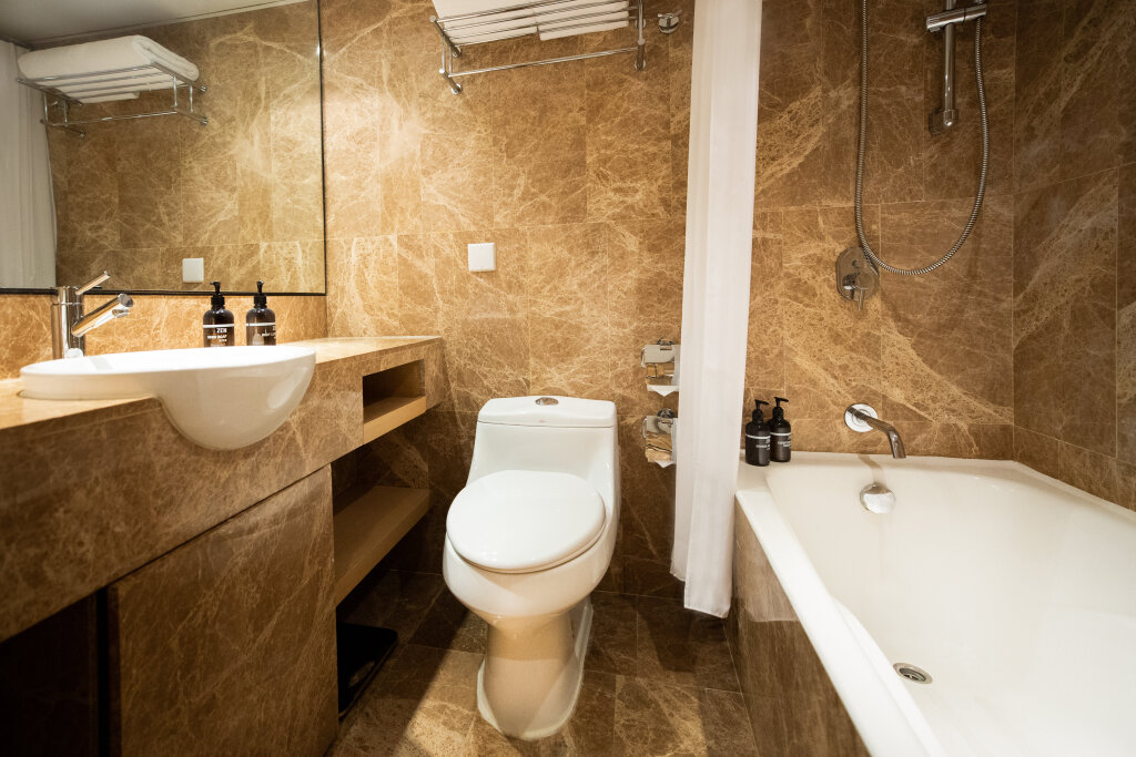 Eaton HK - Langham Hospitality Group