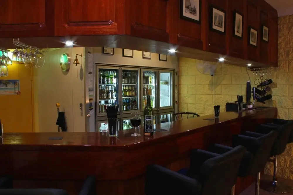 Copper Country Motor Inn