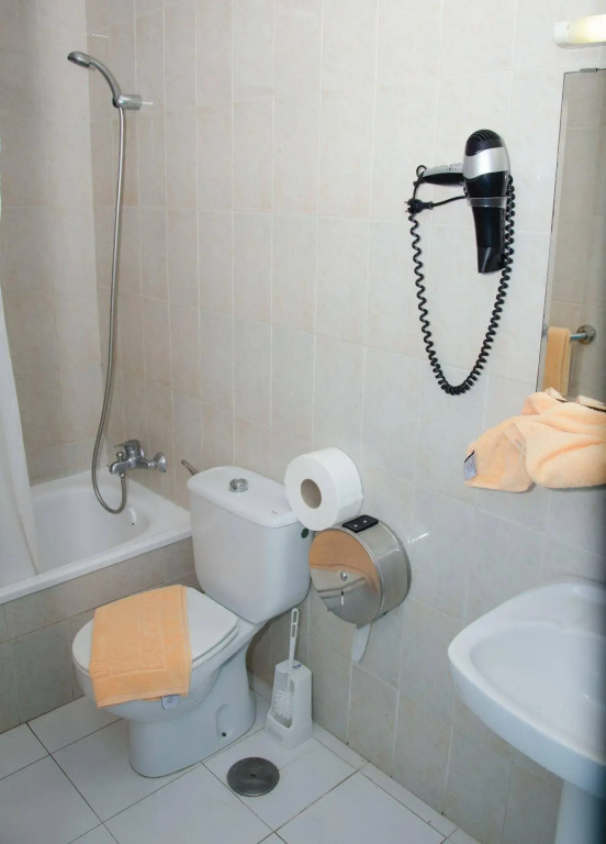 Ura Hotels Roslara