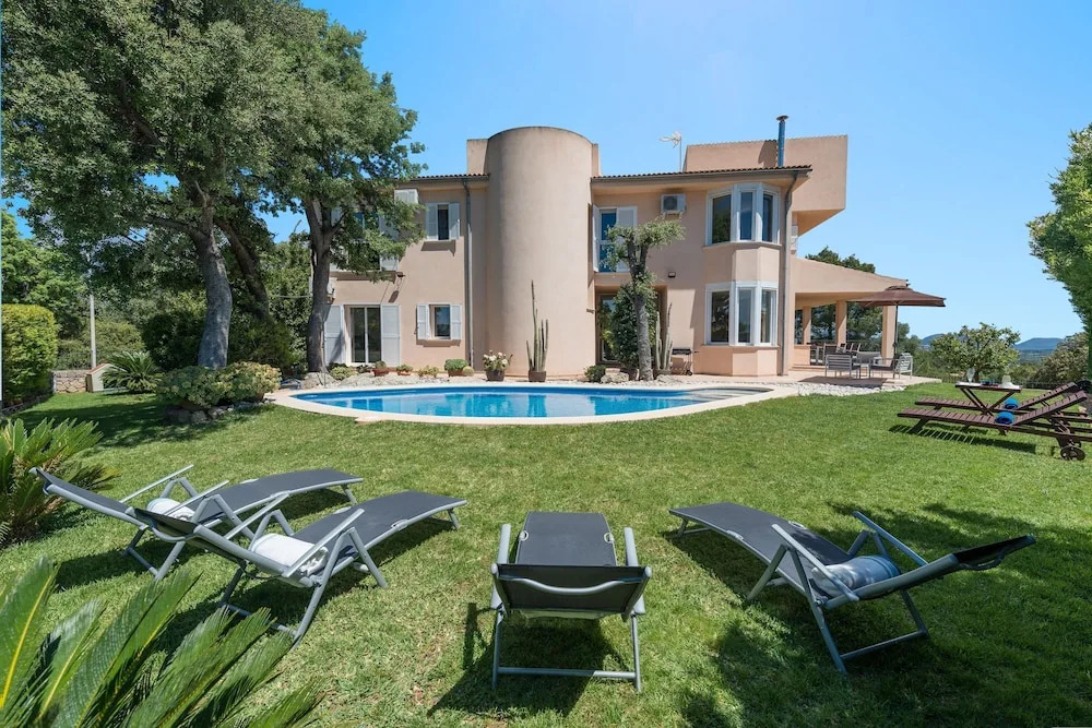 Talaiot 25 in Inca With 4 Bedrooms and 3 Bathrooms