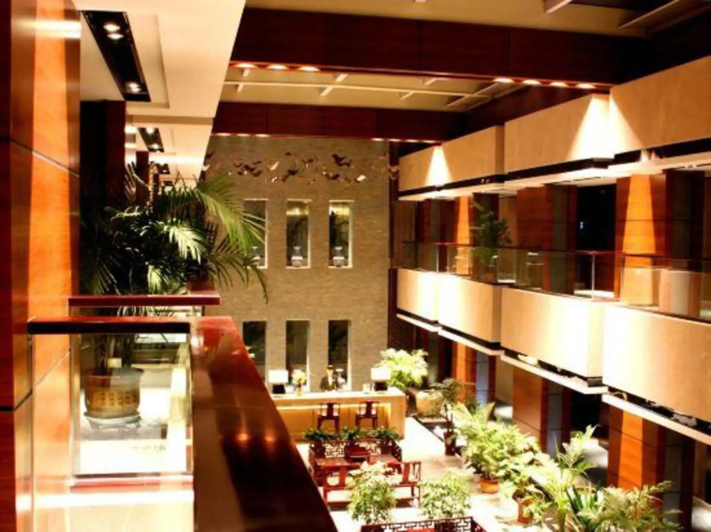 Yunhai Jianguo Hotel