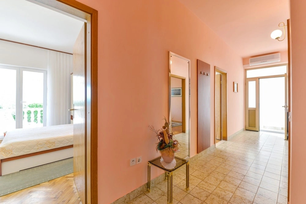 Beachfront Apartment Liveri 2