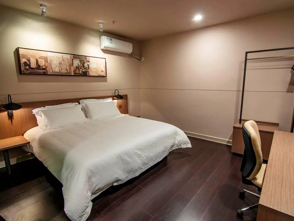 Jinjiang Inn Select Chizhou Qiupu Road
