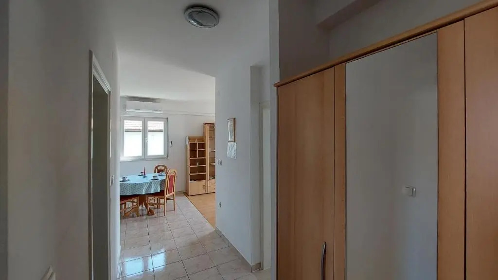 Apartments Gardijan