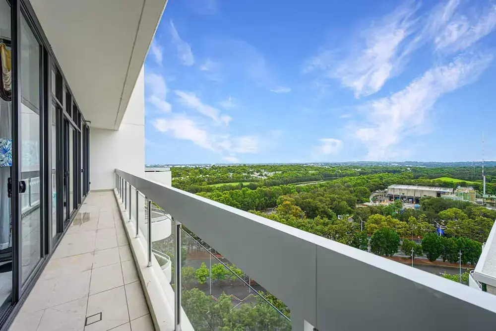 Metawisebnb Executive 2-bedroom Stadium View Apartment W Parking