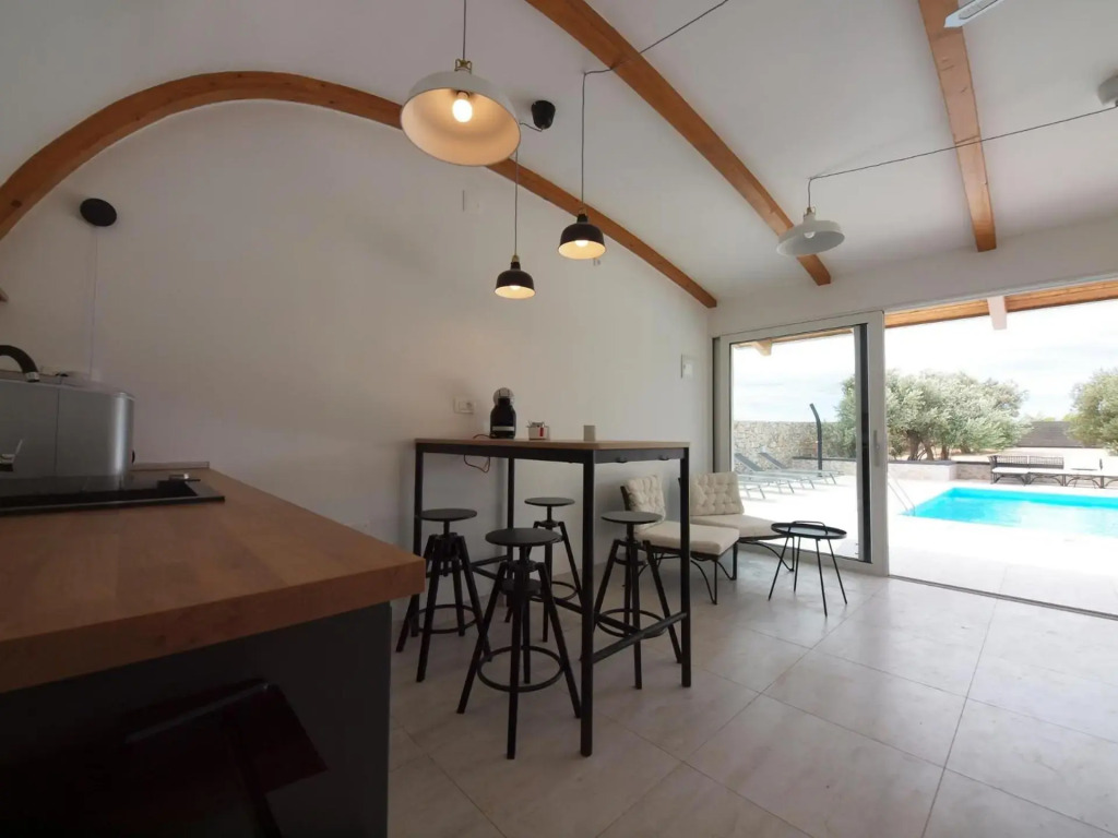 Villa 195