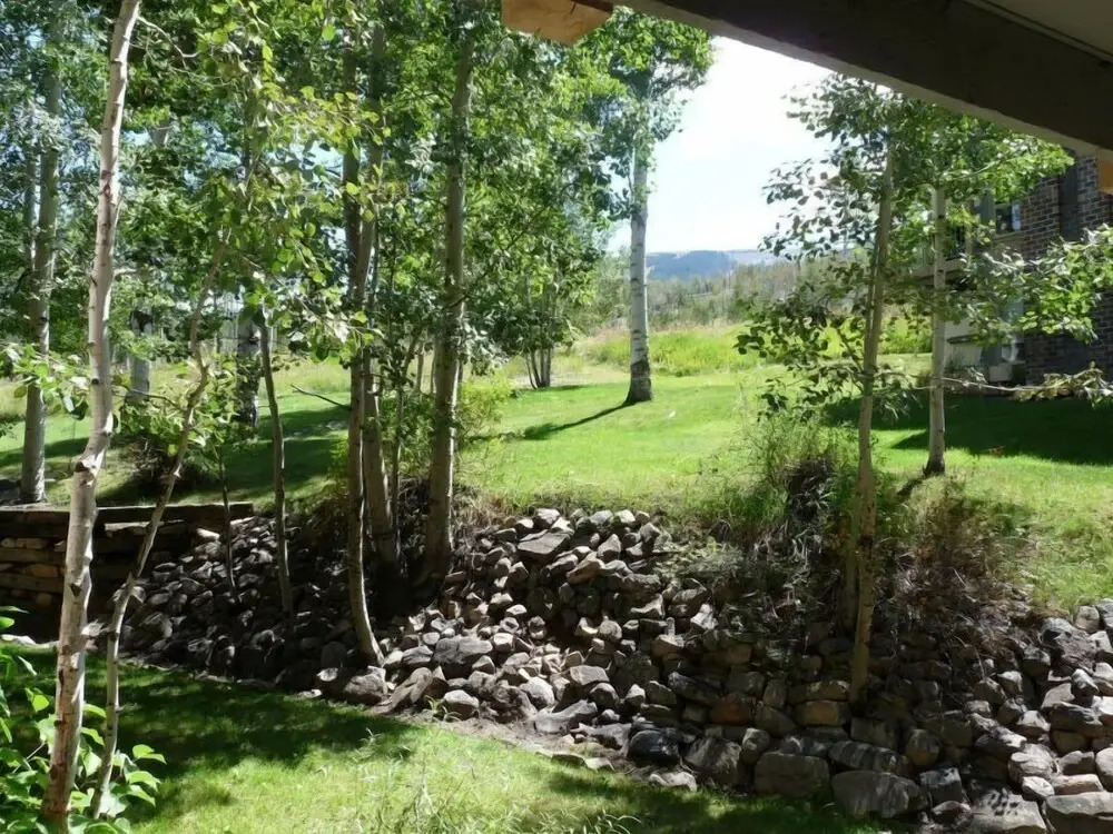 Comfortable And Convenient Ski In, Ski Out 4 Bedroom Condo In Snowmass Village