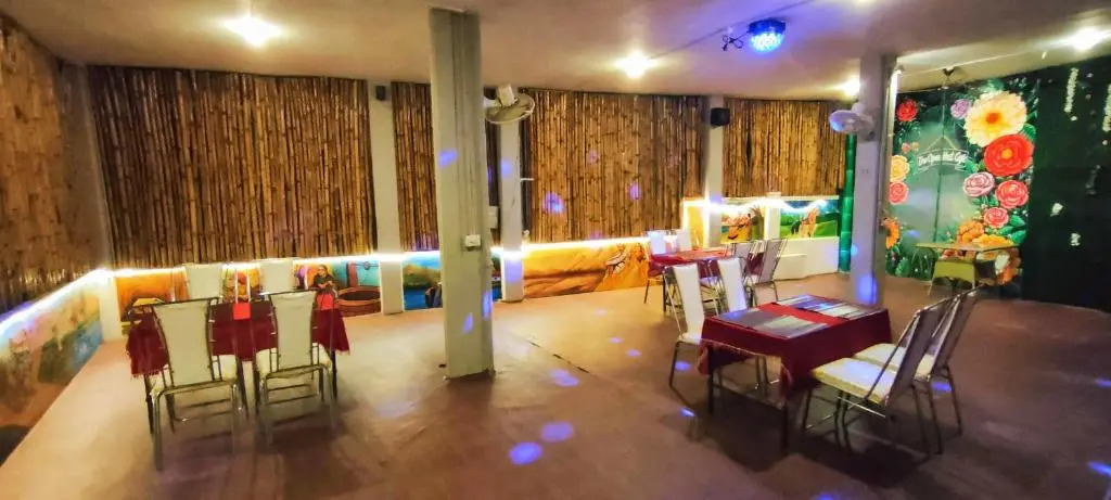 Hotel Royal Shantii Inn with Ganges View