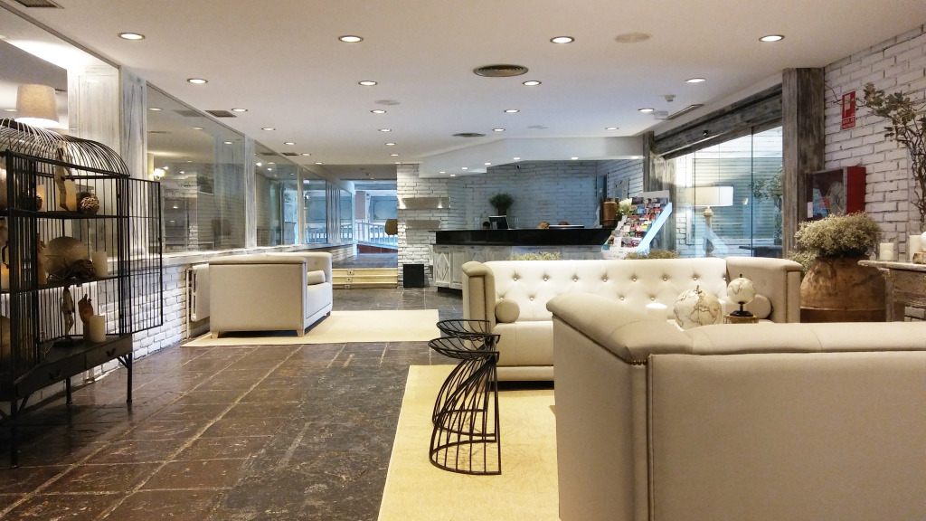 Hotel Luze El Toro