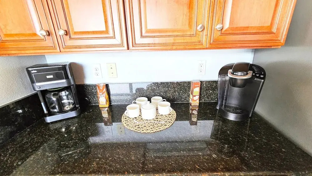 Aquamarine - Luxury Oceanfront 5th Floor Corner 3 Bed 3 Bath Huge Balcony