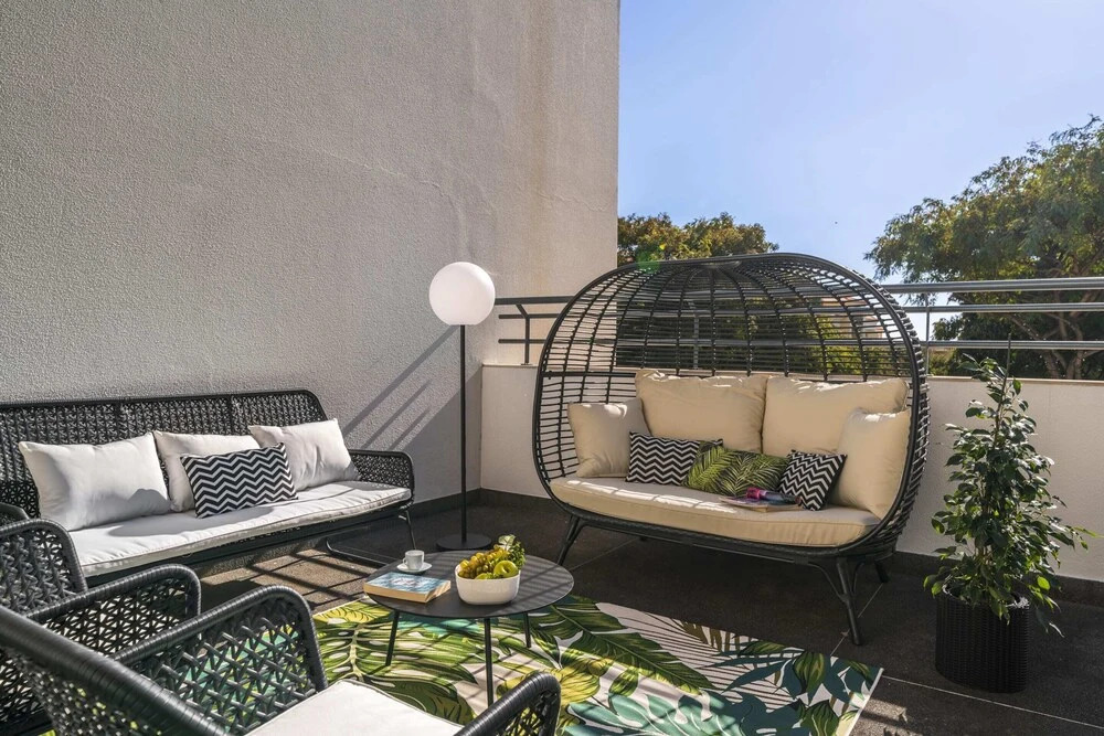 City Break by the Beach - Lido View Place