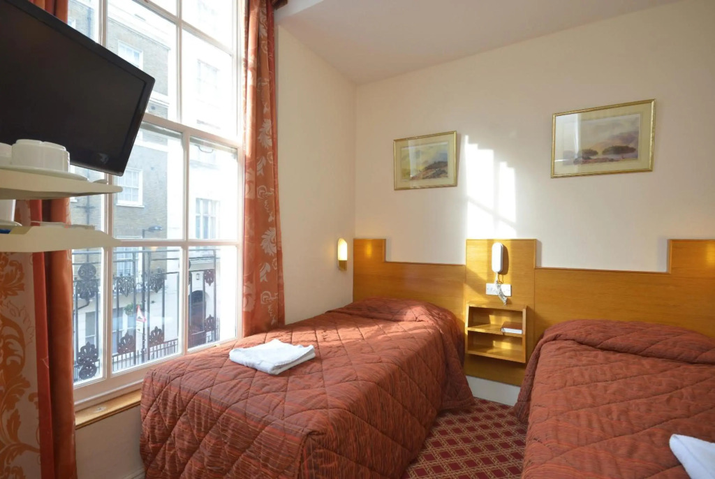 Seymour Hotel