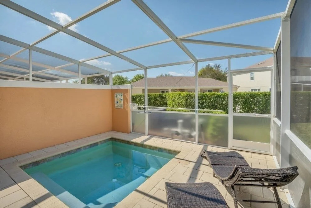 1511retreat 3 Bedroom Townhouse by Redawning