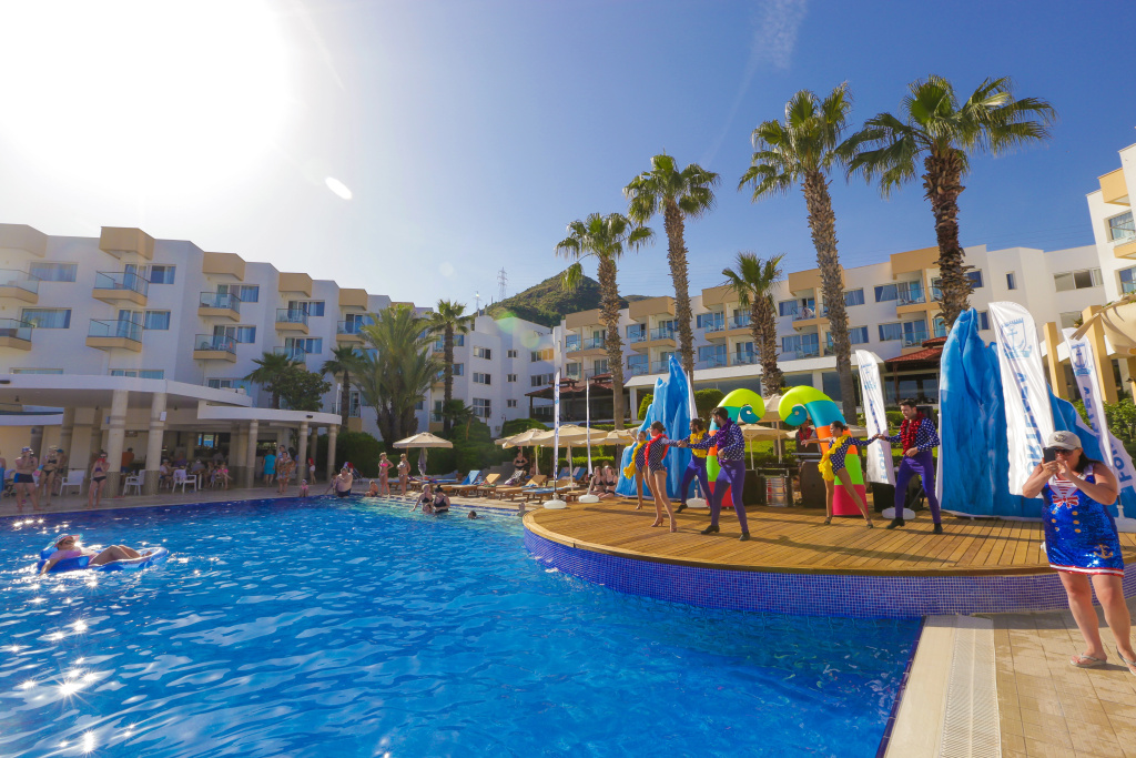 Fortezza Beach Resort