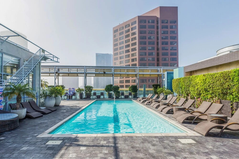 1010 Wilshire Serviced Apts