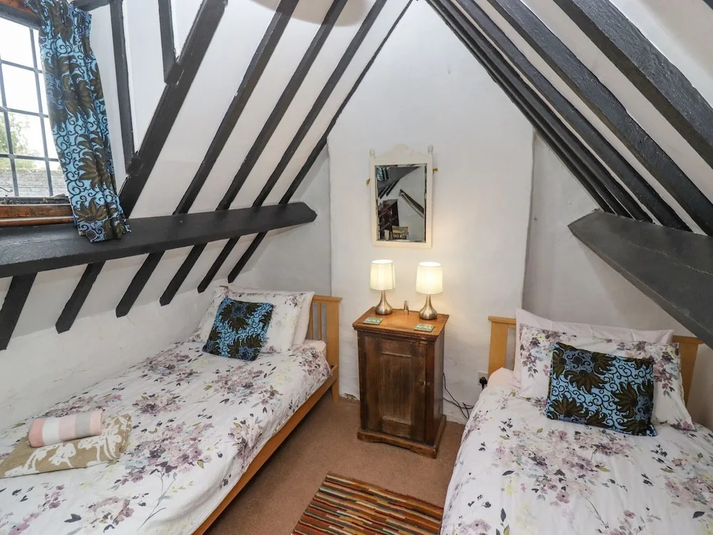 Newbury Cottage