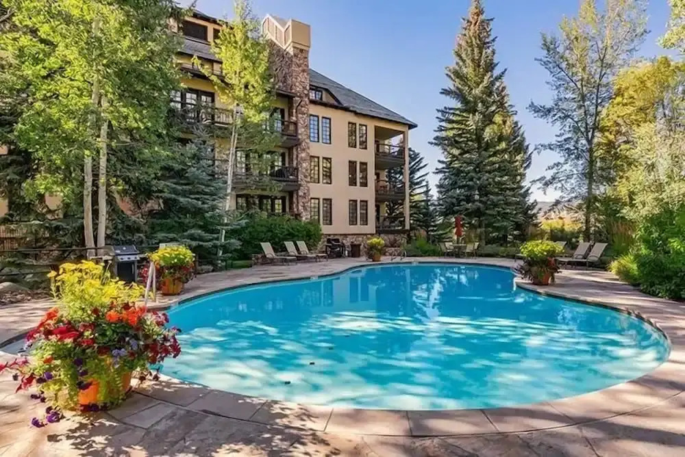 Beaver Creek Village Ski In, Ski Out 4 Bedroom