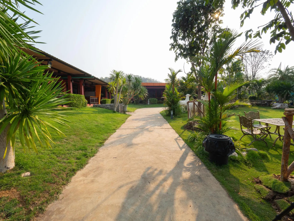 Best Way Resort