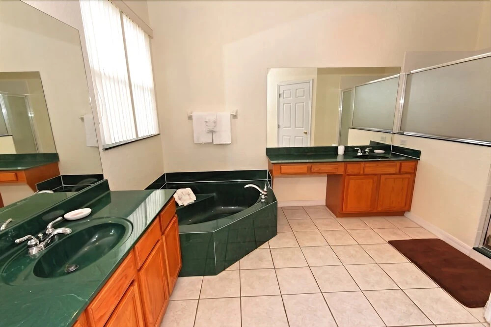 Highlands Reserve 428 - Six Bedroom Villa