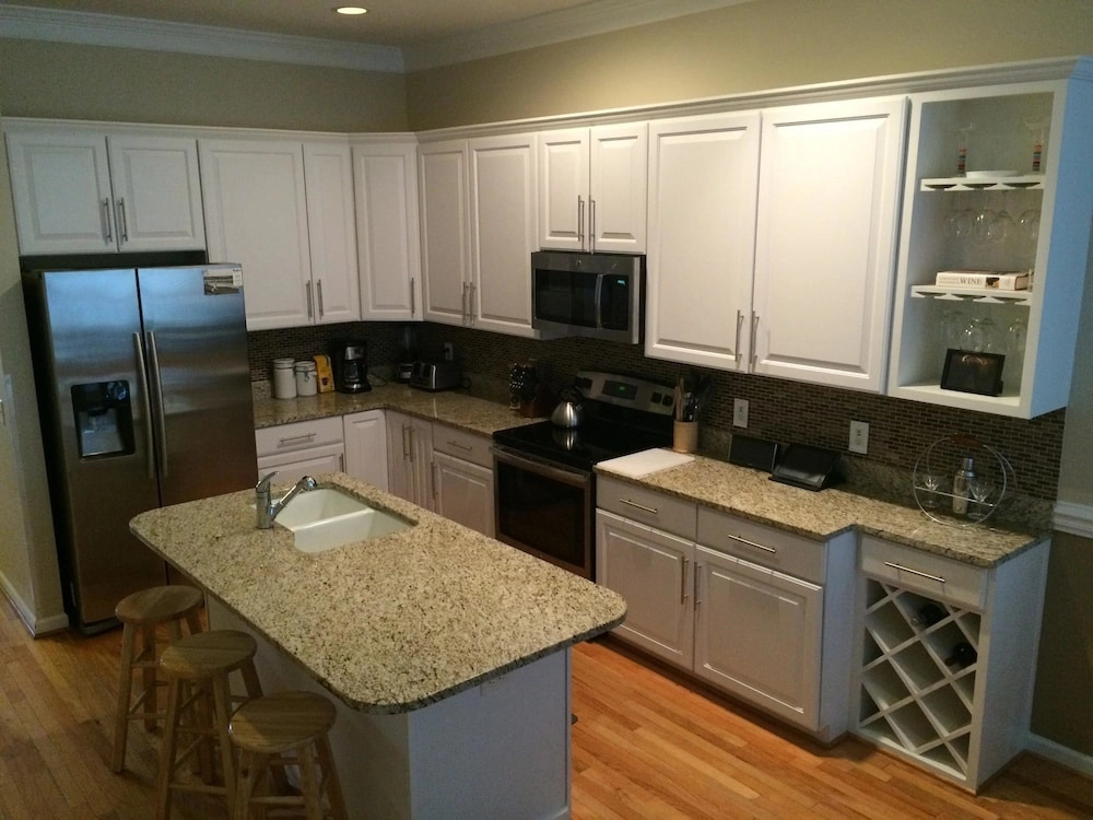113 Waters Edge Community