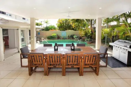 11 Dalmor Court