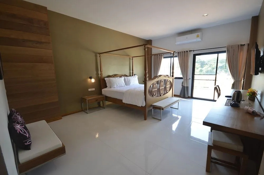 Sakorn Residence and Hotel