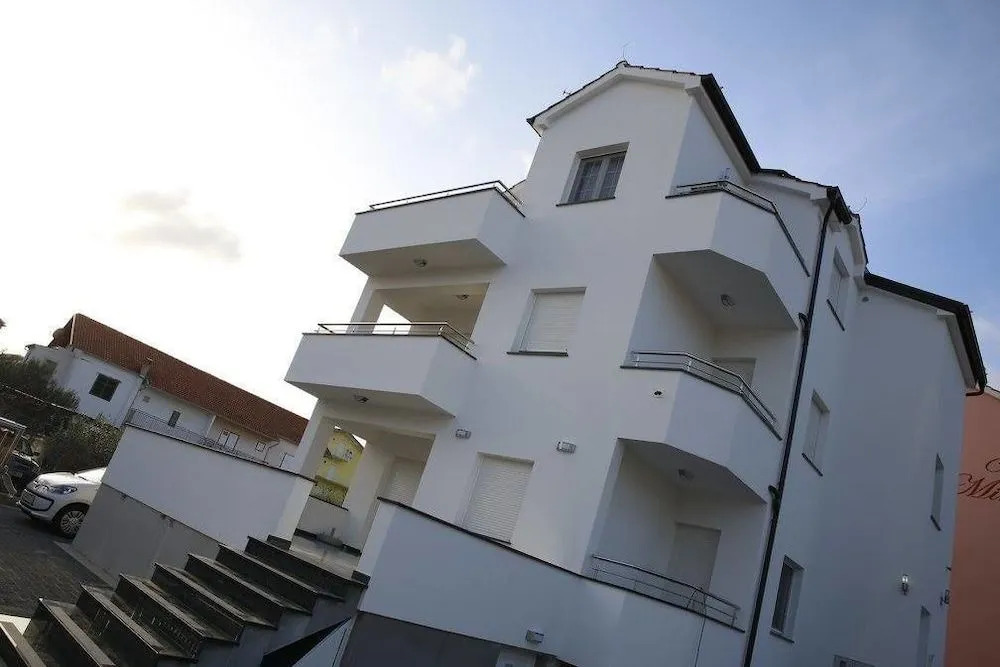 Apartments Šimić