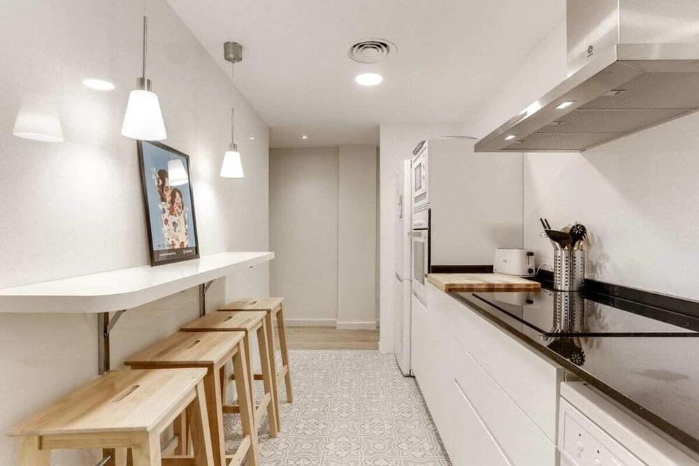 Stylish 4 bed Apt in the Center