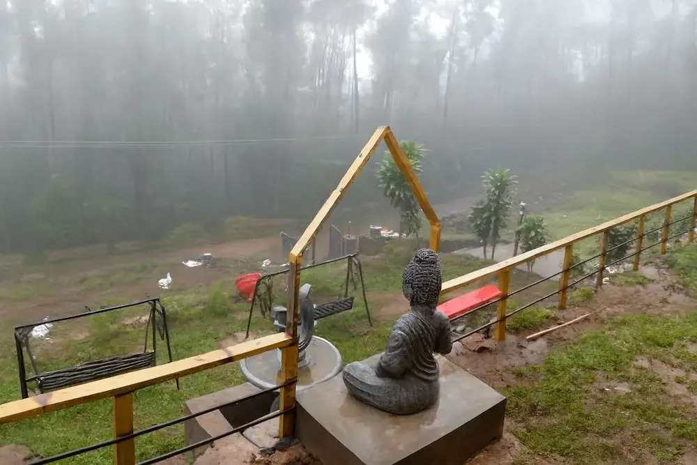 HolidayZ by Stayz Royale in Yercaud - Misty Woody Stay