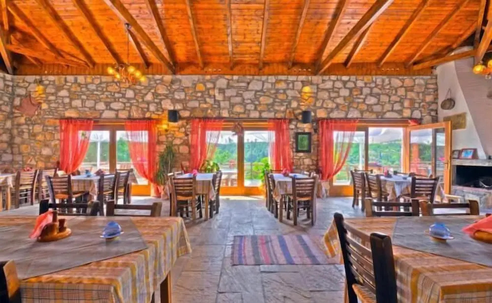 Hotel pool bar Tsigoura