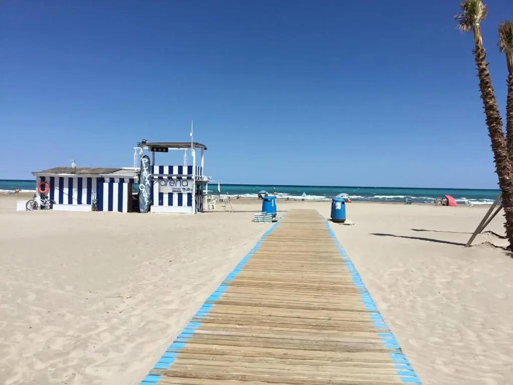 Impresionante ático para 8 personas en Canet d'en Berengue