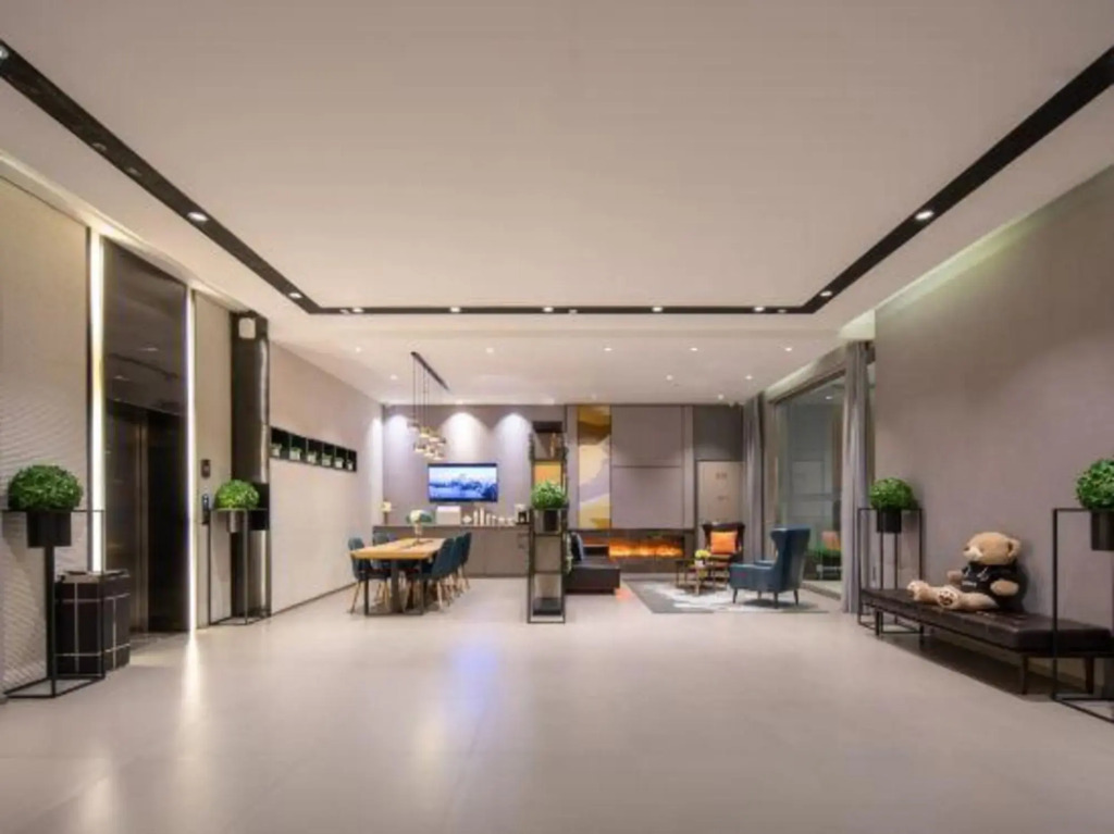 Home Inn UP Huayi Select Hotel (Dongying Yinzuo Mall Shengli Oilfield Central Hospital Branch)